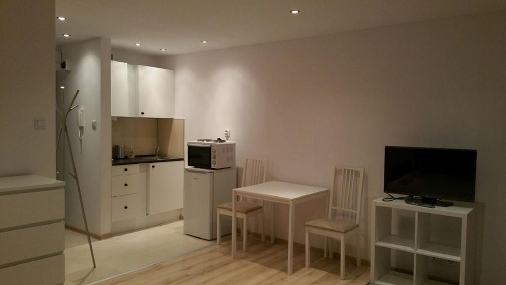 Goodnight Warsaw Apartments - Plac Grzybowski 2 Phòng bức ảnh